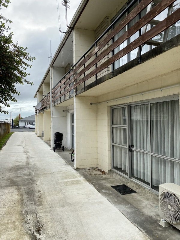 5/54 Pembroke Street, Hamilton Lake, Hamilton - Carousel 1