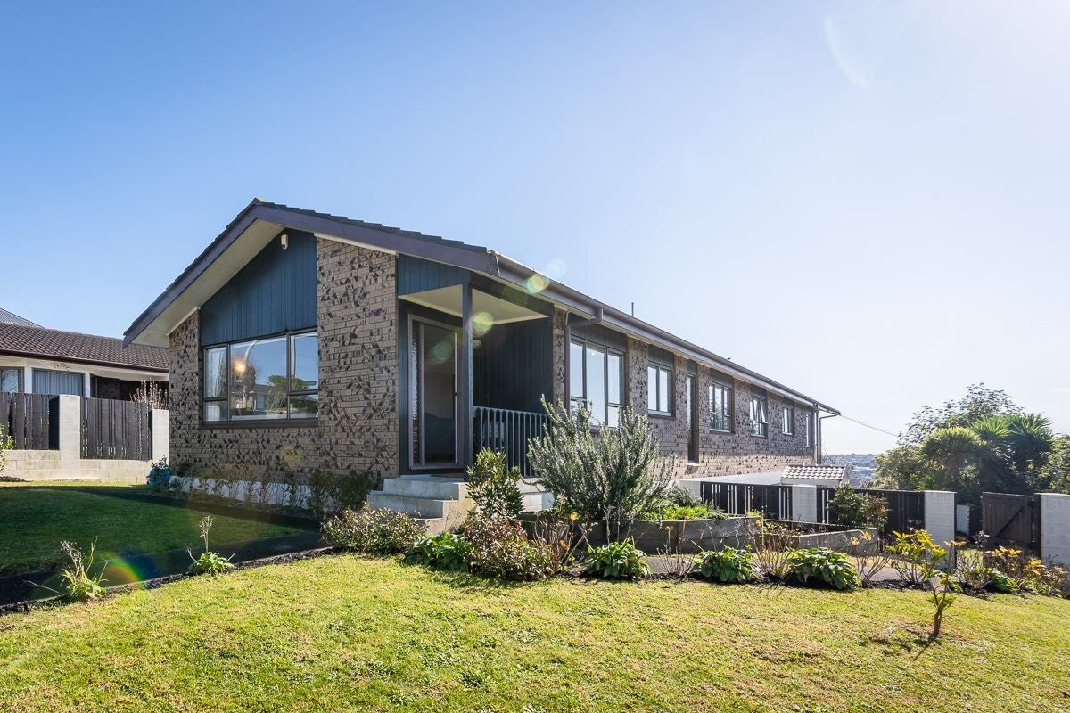 1/131 Mokoia Road, Birkenhead, Auckland - Carousel 1