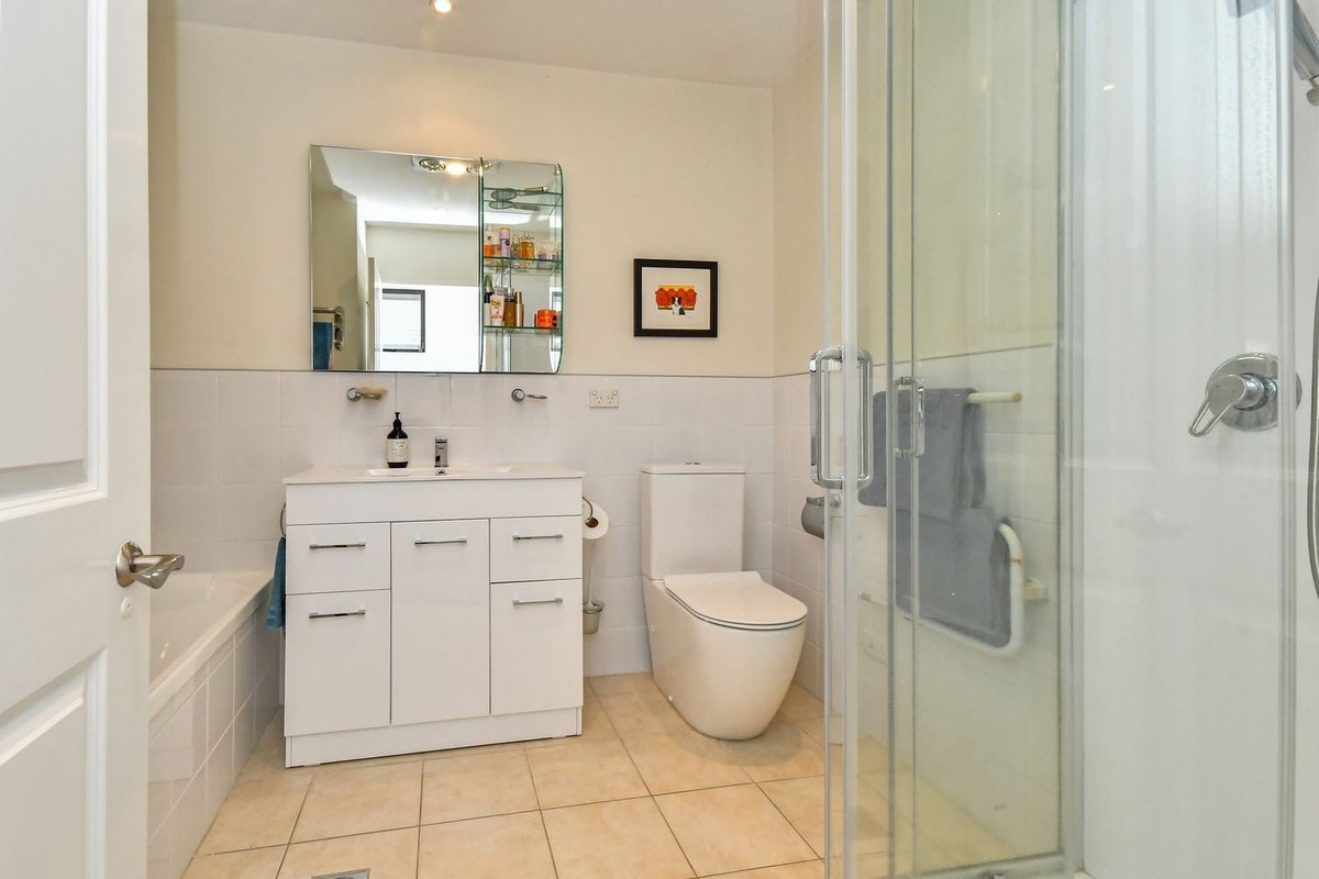 2/8 Landscape Road, Papatoetoe, Auckland - Carousel 15