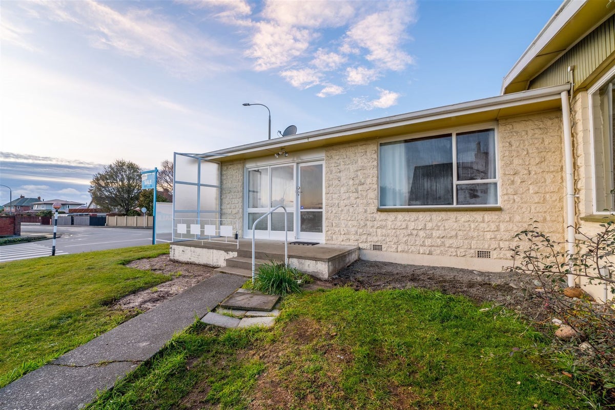 1/20 Selwyn Street, Maori Hill, Timaru - Carousel 2