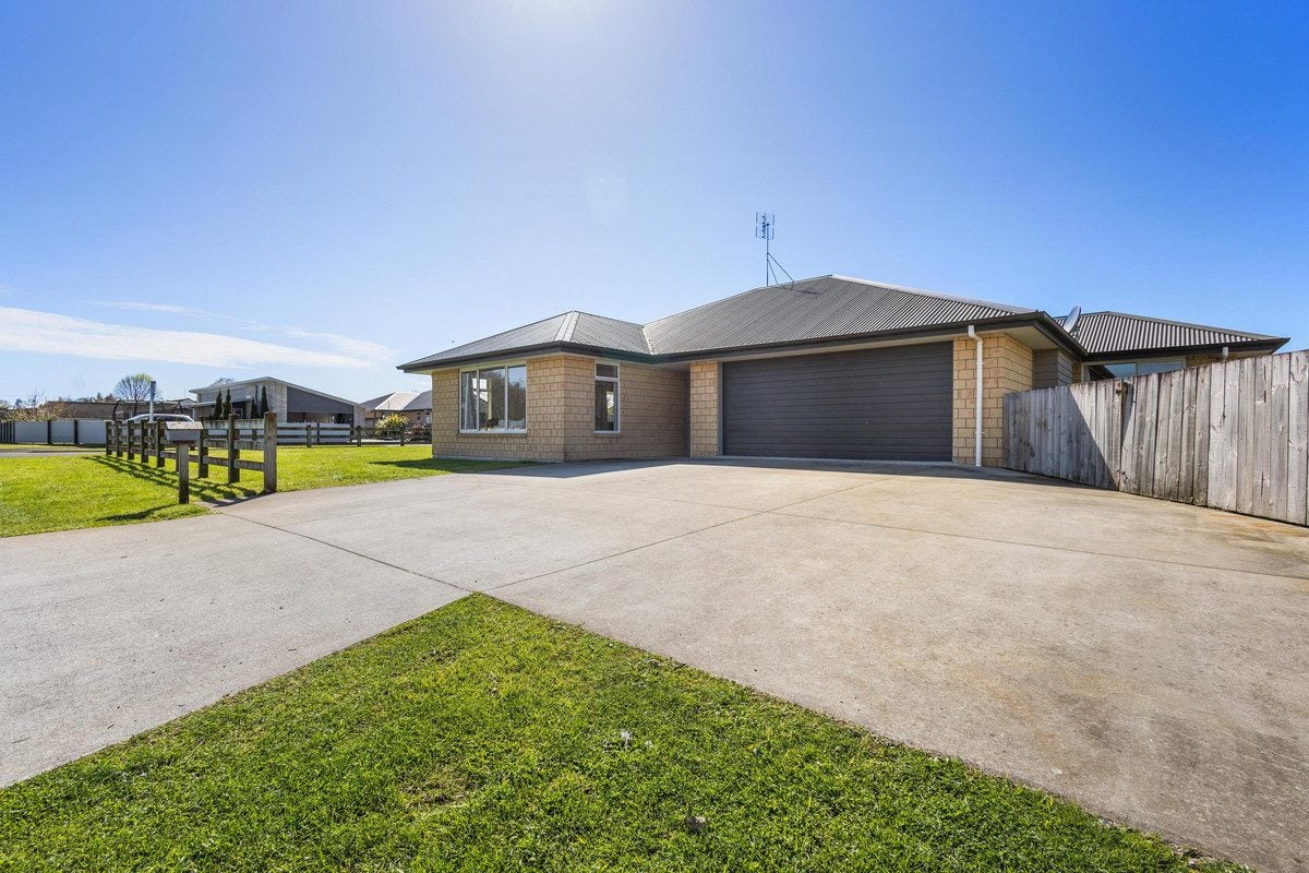 2 Cicada Place, Kihikihi, Te Awamutu - Carousel 1