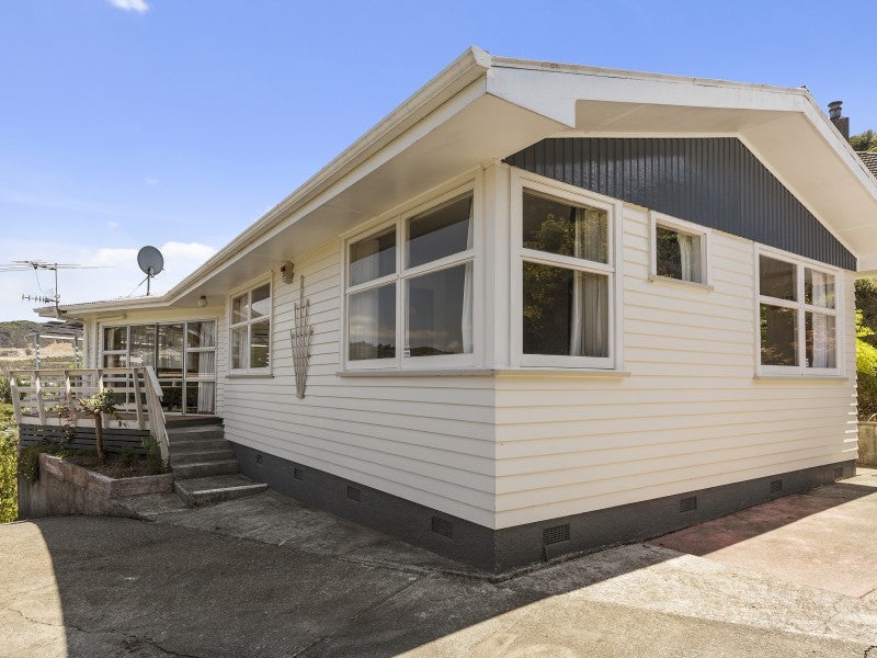 61 Thomas Street, Stokes Valley, Lower Hutt - Carousel 15