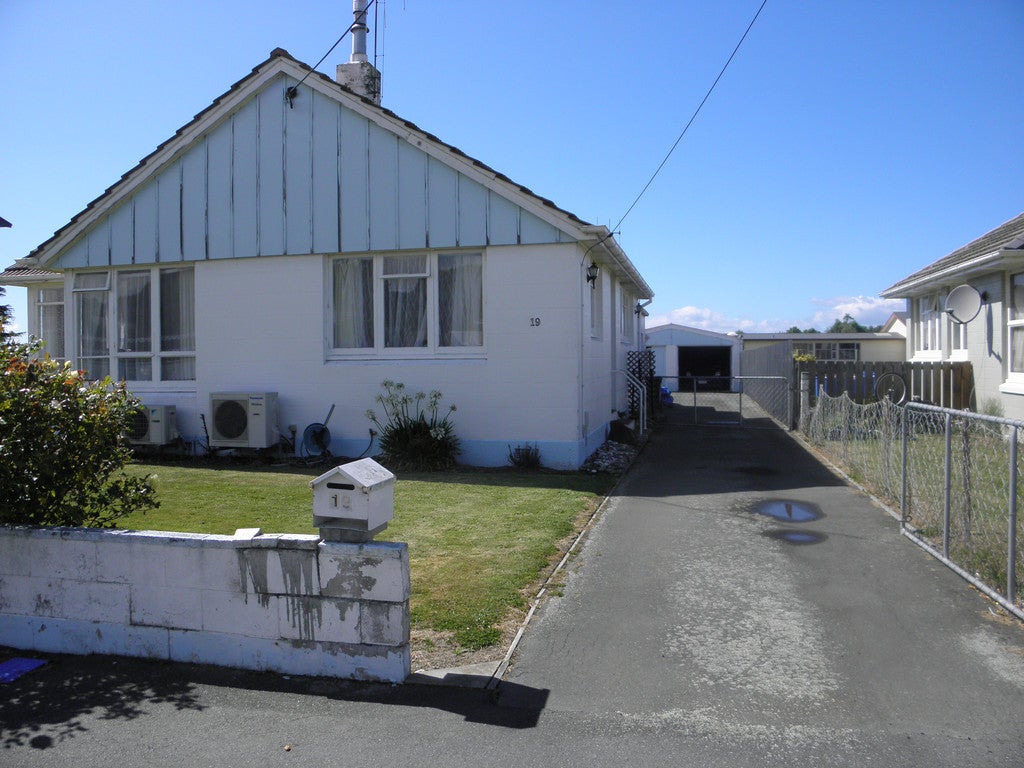 19 Dacre Street, Oamaru North, Oamaru - Carousel 14