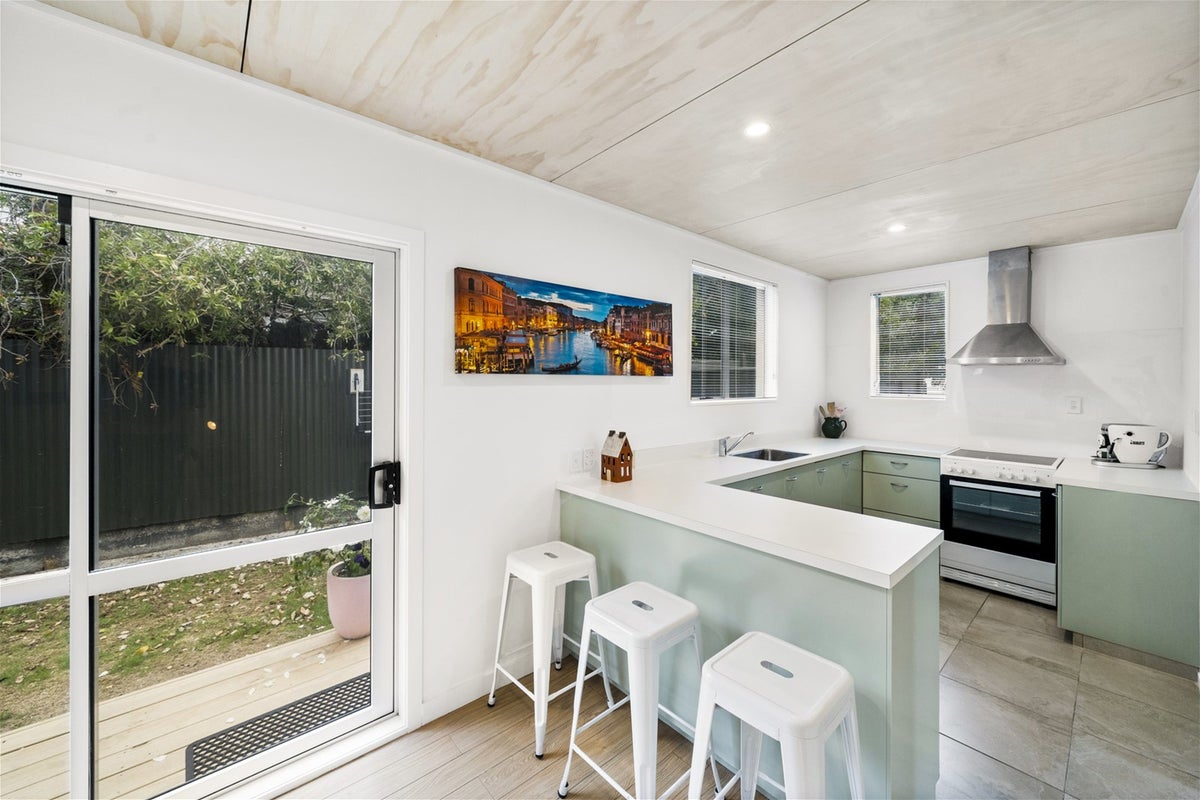 34A Elizabeth Street, Moera, Lower Hutt - Carousel 2