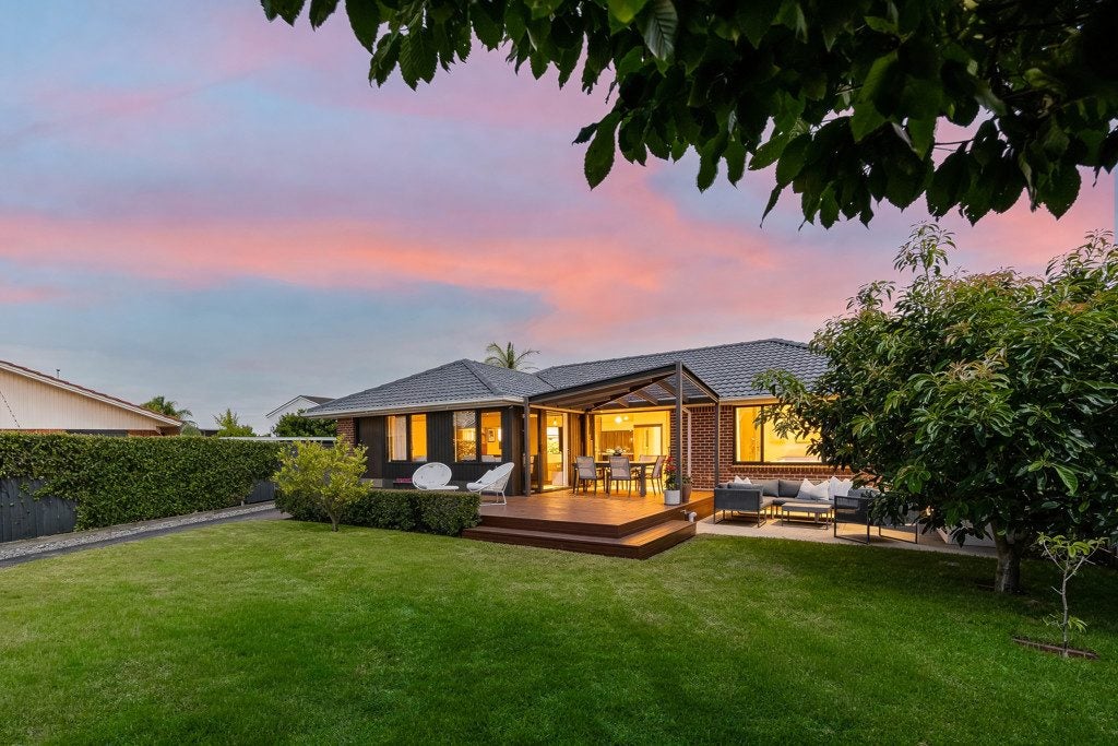 16 Glenties Lane, Ellerslie, Auckland - Carousel 1