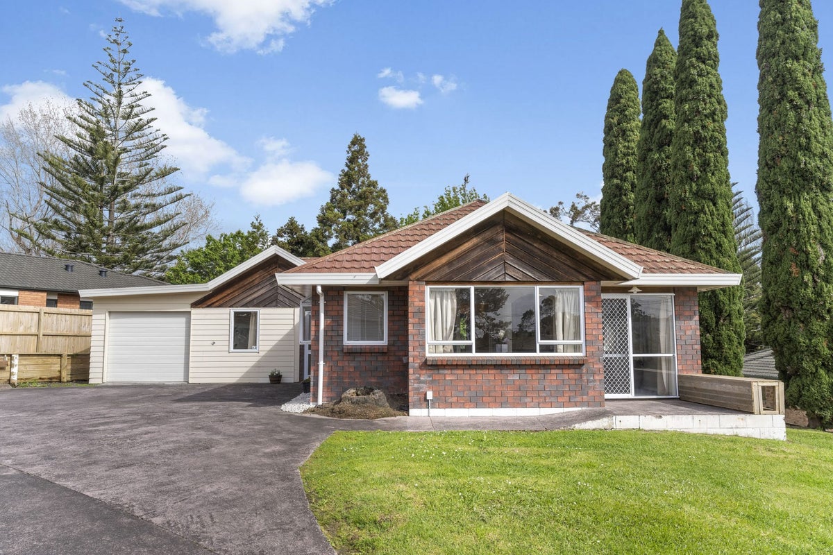 63 Sabulite Road, Kelston, Auckland - Carousel 1