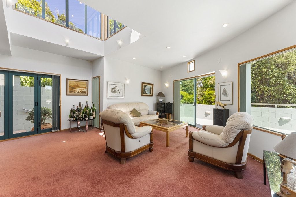 8 Hardy Street, Johnsonville, Wellington - Carousel 2
