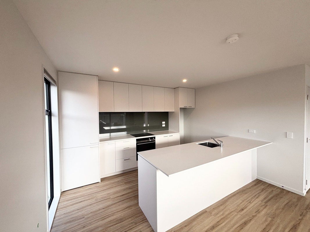 1/58 Bamford Street, Woolston, Christchurch - Carousel 2
