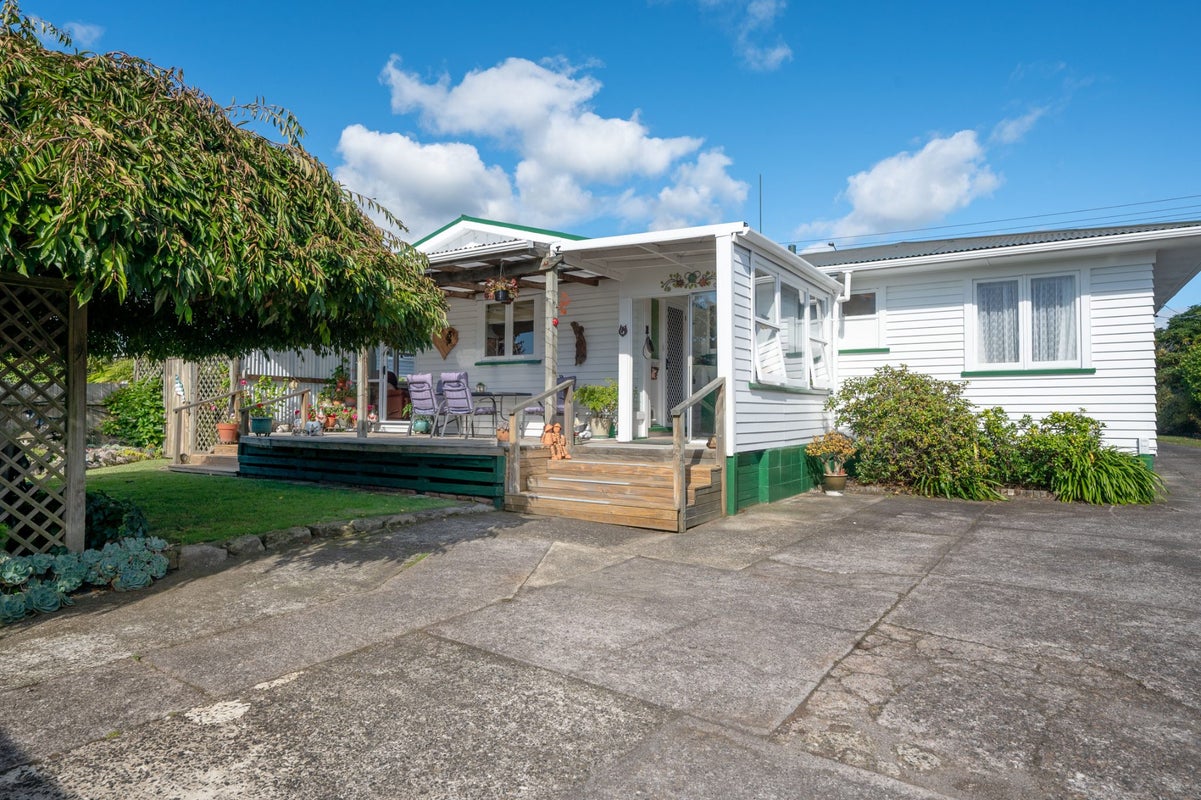 572 Te Ngae Road, Owhata, Rotorua - Carousel 1