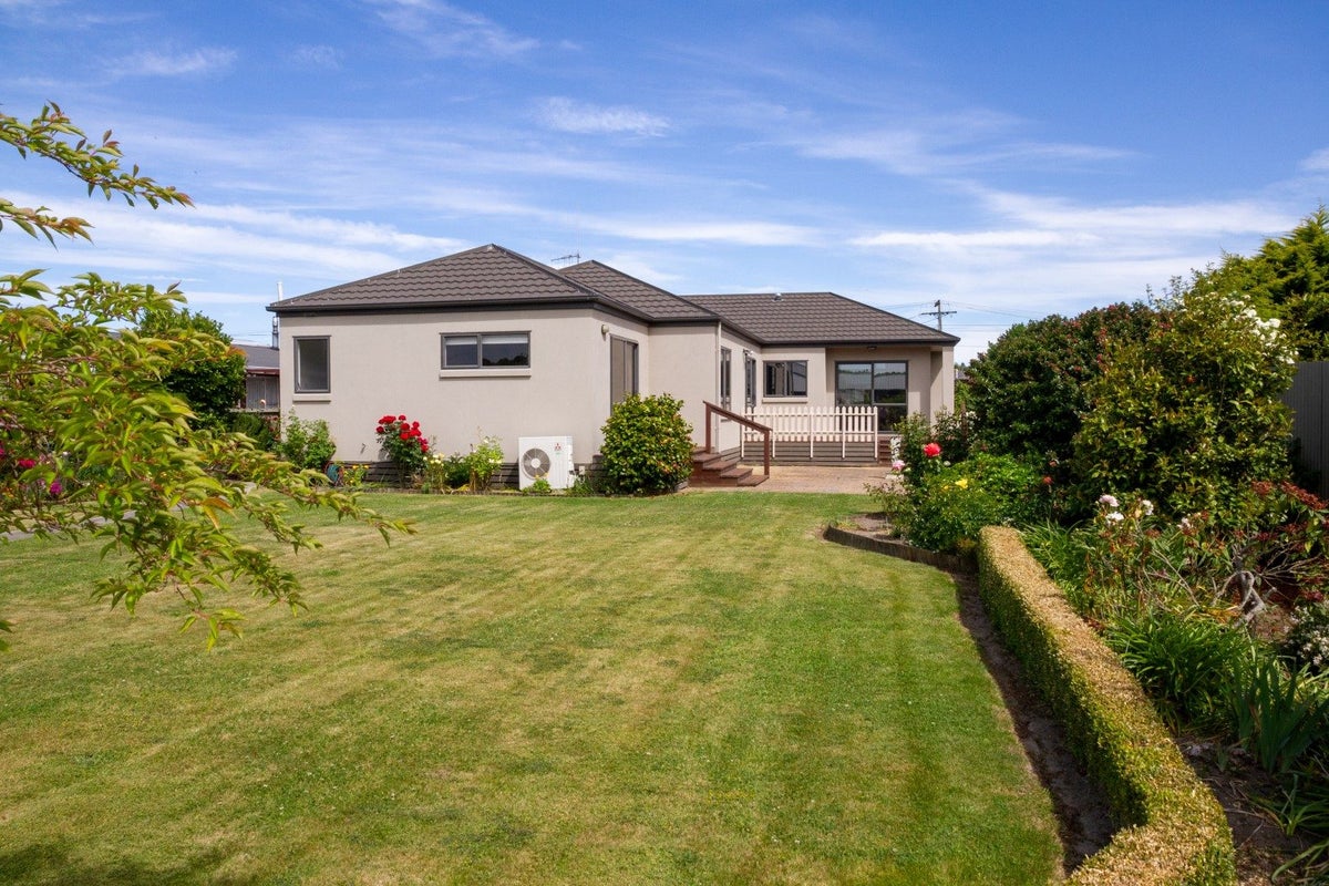 16 Seddon Street, Temuka, Timaru - Carousel 1