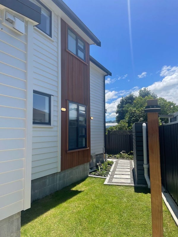 128D Randwick Road, Moera, Lower Hutt - Carousel 1