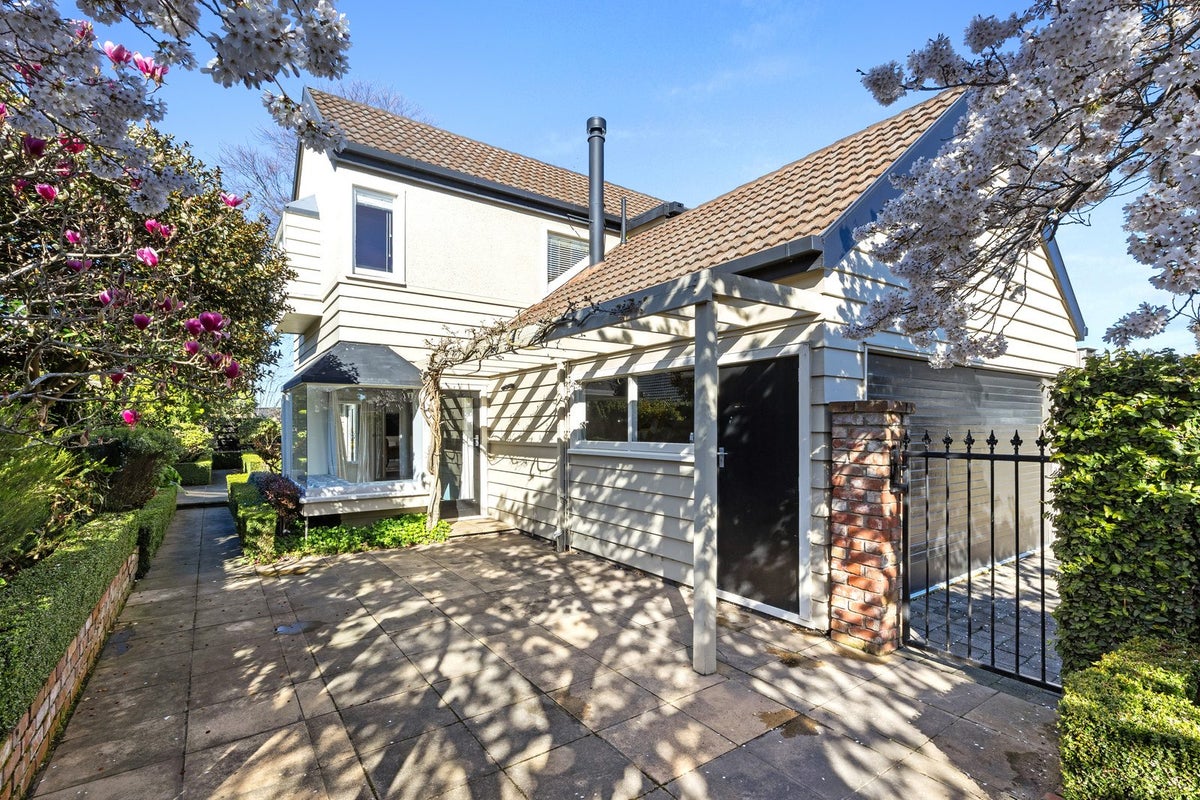 1/127 Fendalton Road, Fendalton, Christchurch City, Canterbury - Carousel 1
