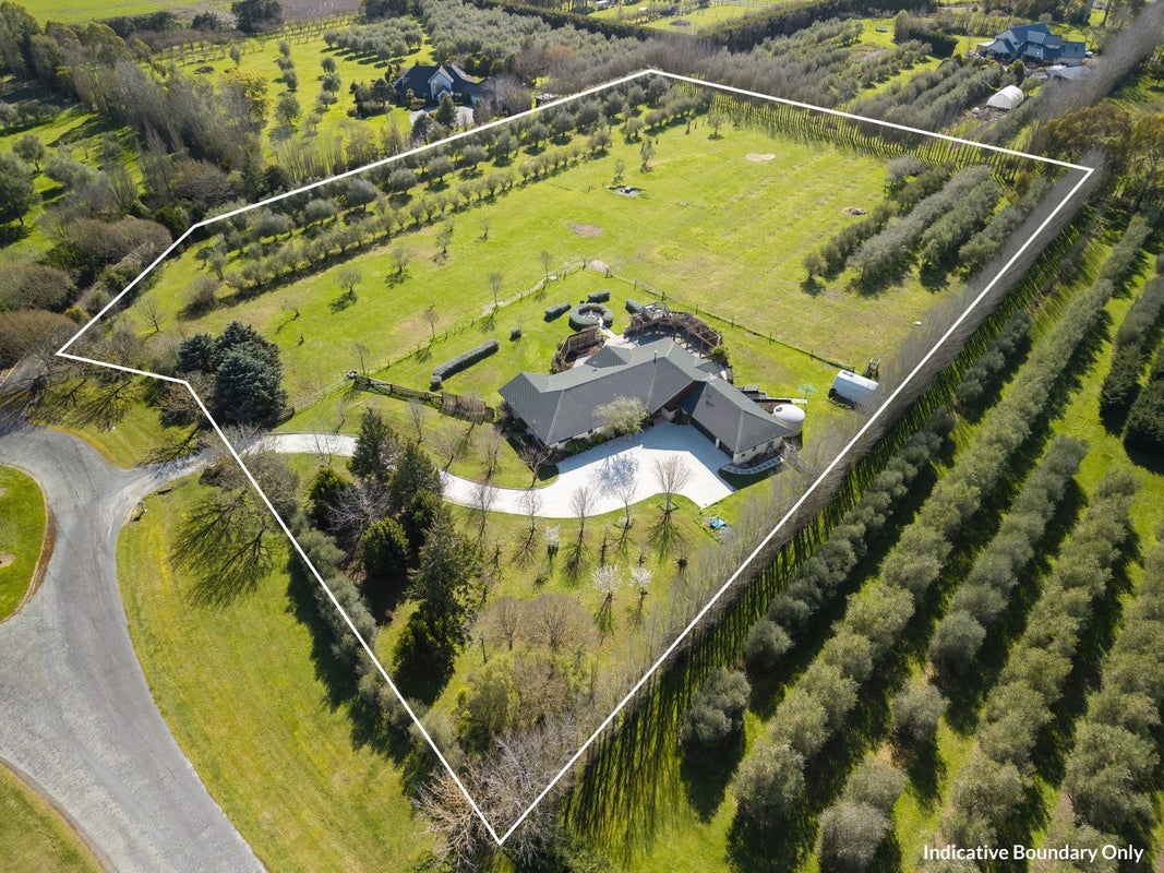 69 Velino Place, Ohoka, Kaiapoi - Carousel 1