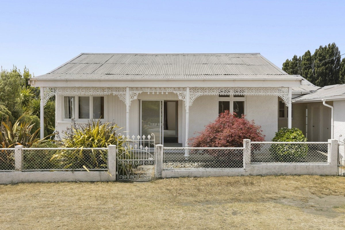 15 Arklow Street, Albert Town, Wanaka - Carousel 18