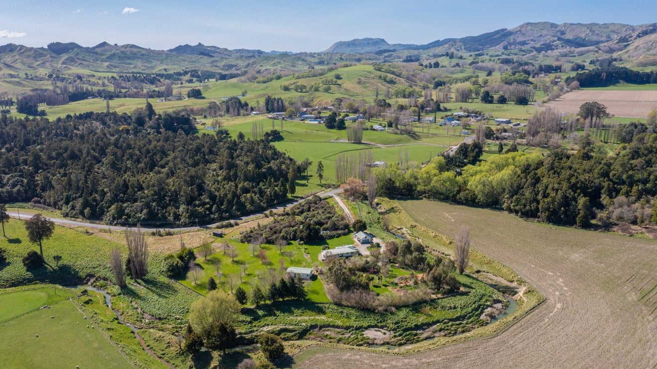 2164 Elsthorpe Road, Otane - Carousel 21