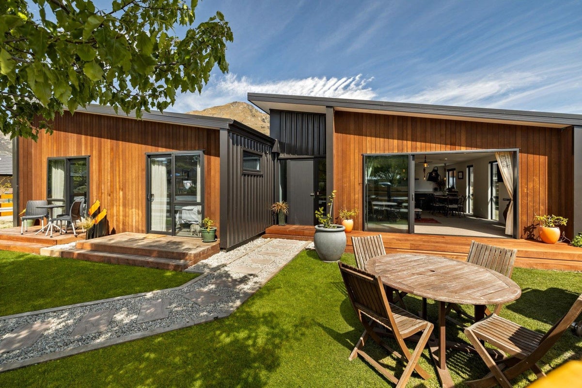 2 Mulbury Way, Lower Shotover, Queenstown - Carousel 1