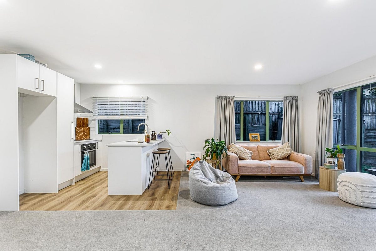 153D Colwill Road, Massey, Auckland - Carousel 1