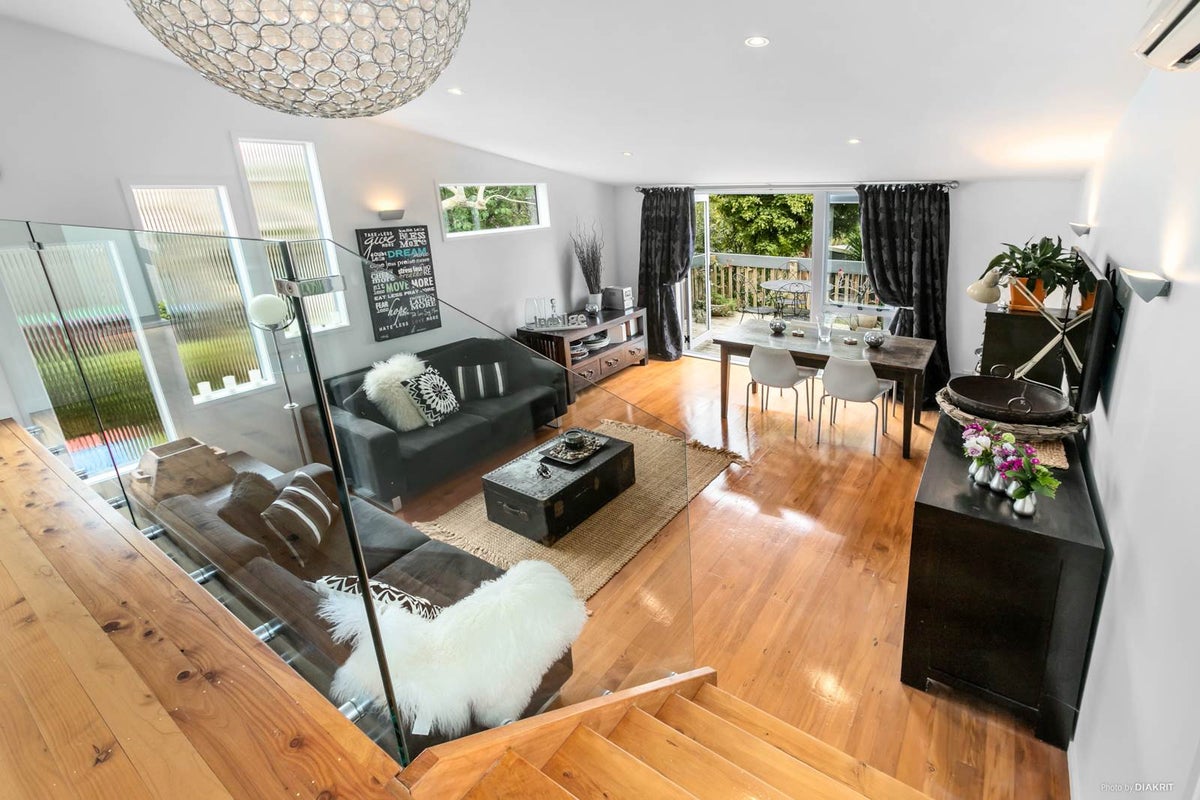 81 Te Kawa Road, Greenlane, Auckland - Carousel 1
