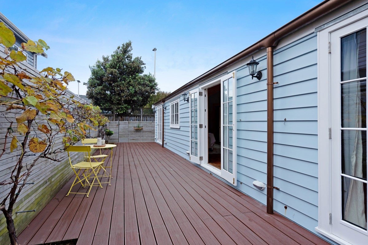 17B Millward Street, Newtown, Wellington - Carousel 1
