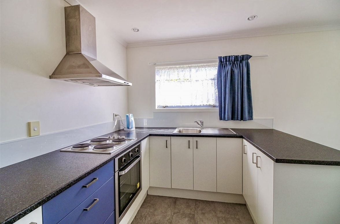 82A Fox RD, Springvale, Springvale - Carousel 2