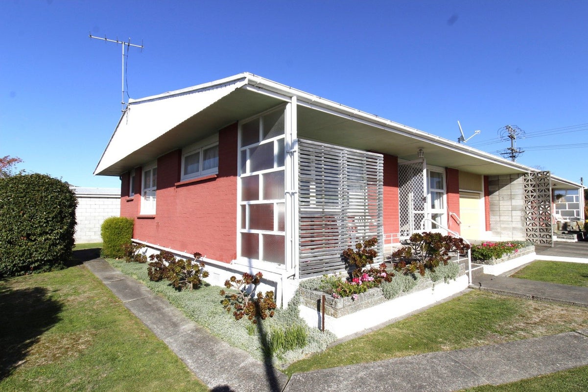 2A Newbourne Crescent, Redwoodtown, Blenheim - Carousel 2