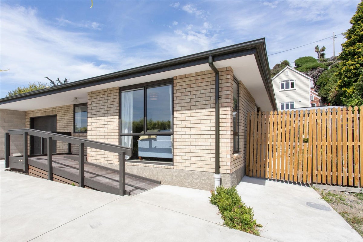 1/9A Augusta Street, Redcliffs, Christchurch - Carousel 1