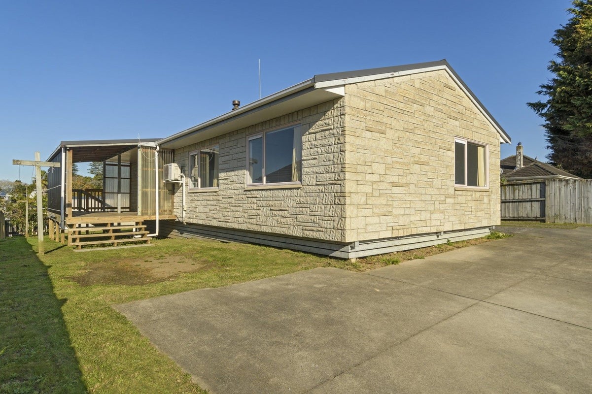 75A Henderson Crescent, Parkvale, Tauranga - Carousel 1
