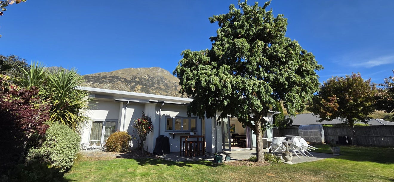 45 Onslow Road, Lake Hayes, Queenstown - Carousel 2