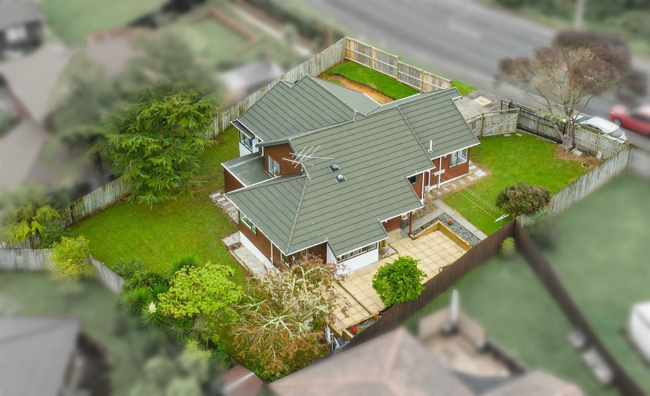 64 Birdwood Road, Swanson, Auckland - Carousel 34