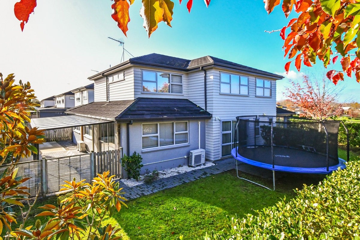 19 Springcrest Drive, Karaka, Papakura - Carousel 2