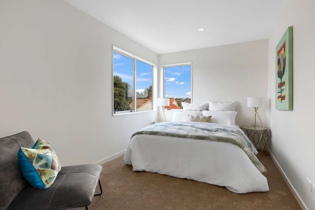 6/13 Beatrix Street, Avondale, Auckland - Carousel 2