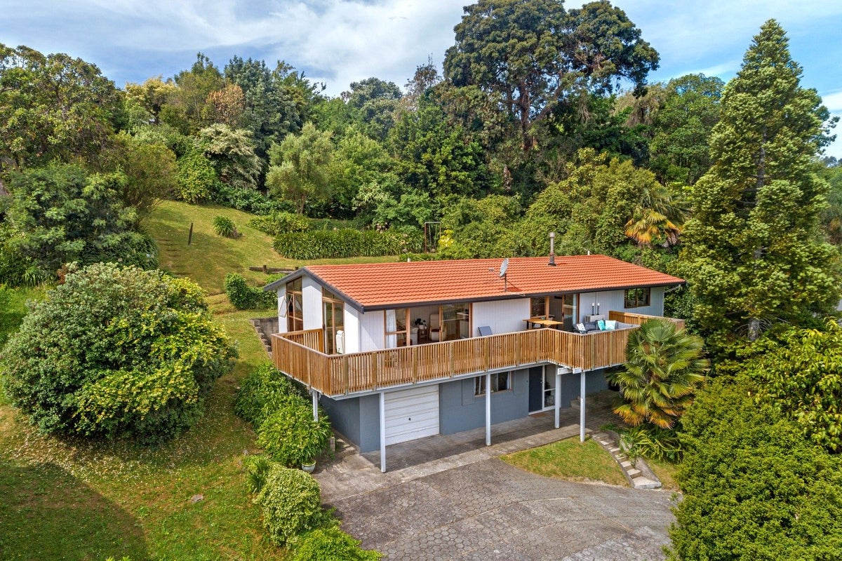 61 Oswald Street, Mangapapa, Gisborne - Carousel 1