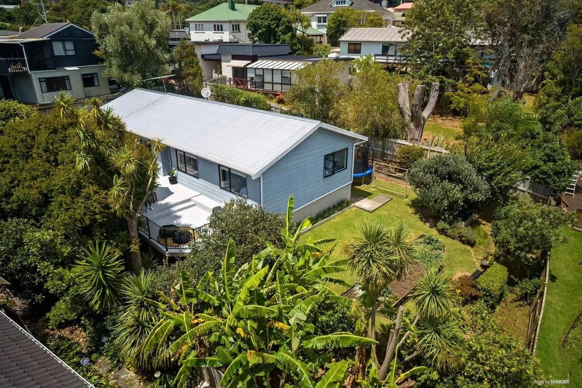 2/614 Beach Road, Browns Bay, Auckland - Carousel 13