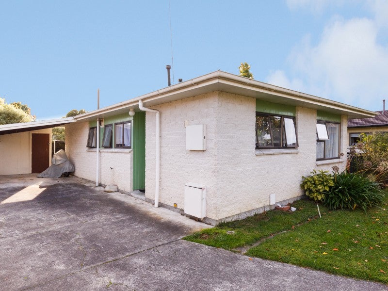 5 Bethel Court, Milson, Palmerston North - Carousel 1