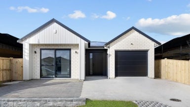 10 Bannockburn Road, Opaheke, Papakura - Carousel 1