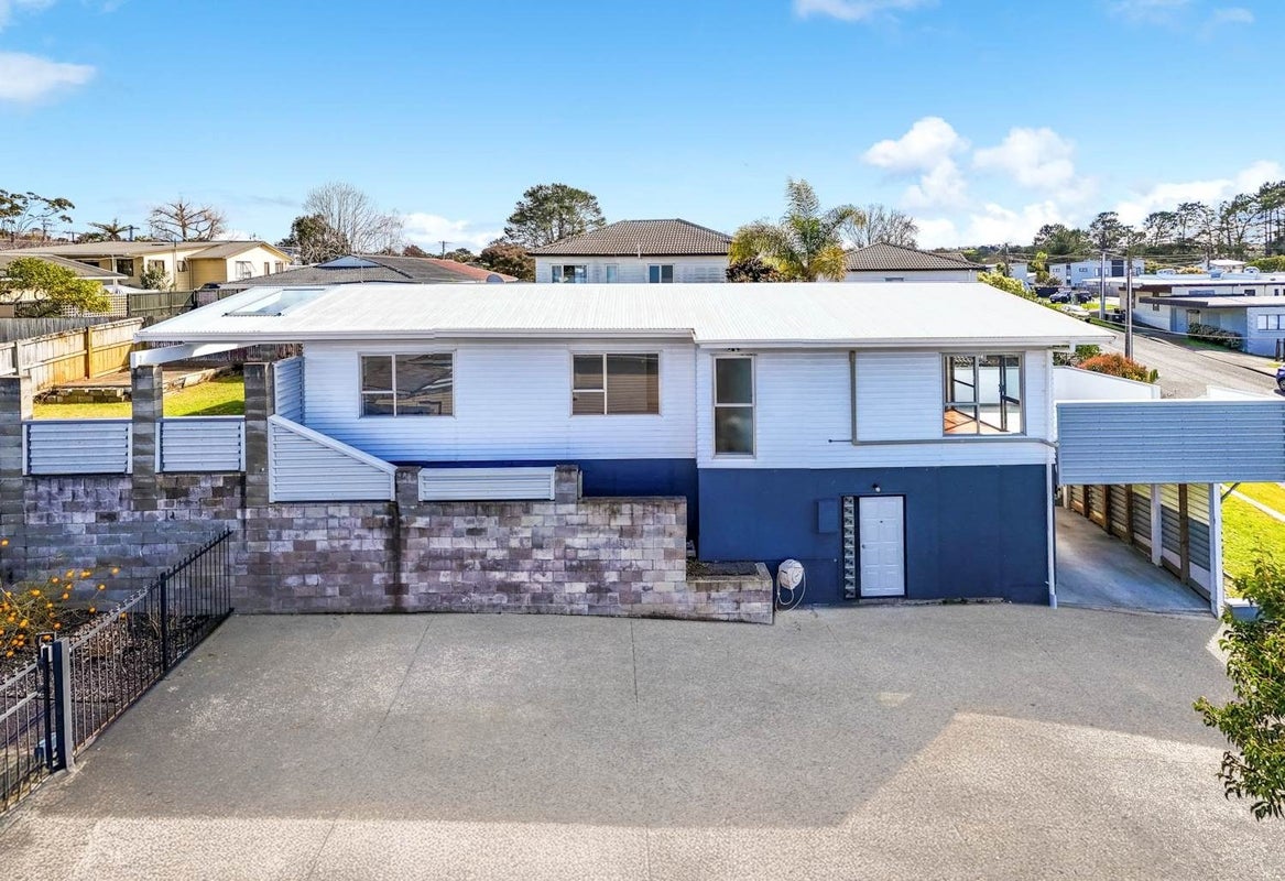 3 Spargo Road, Massey, Auckland - Carousel 2