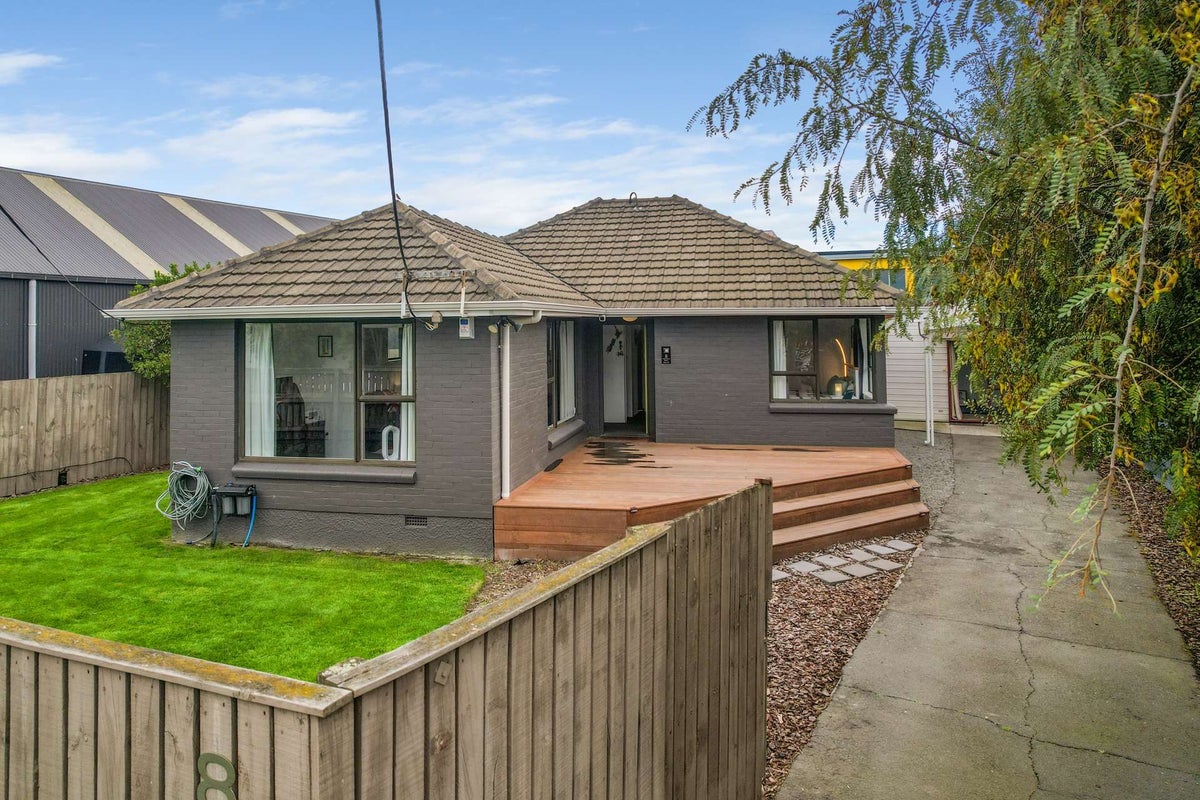 8 Hart Street, Woolston, Christchurch - Carousel 1