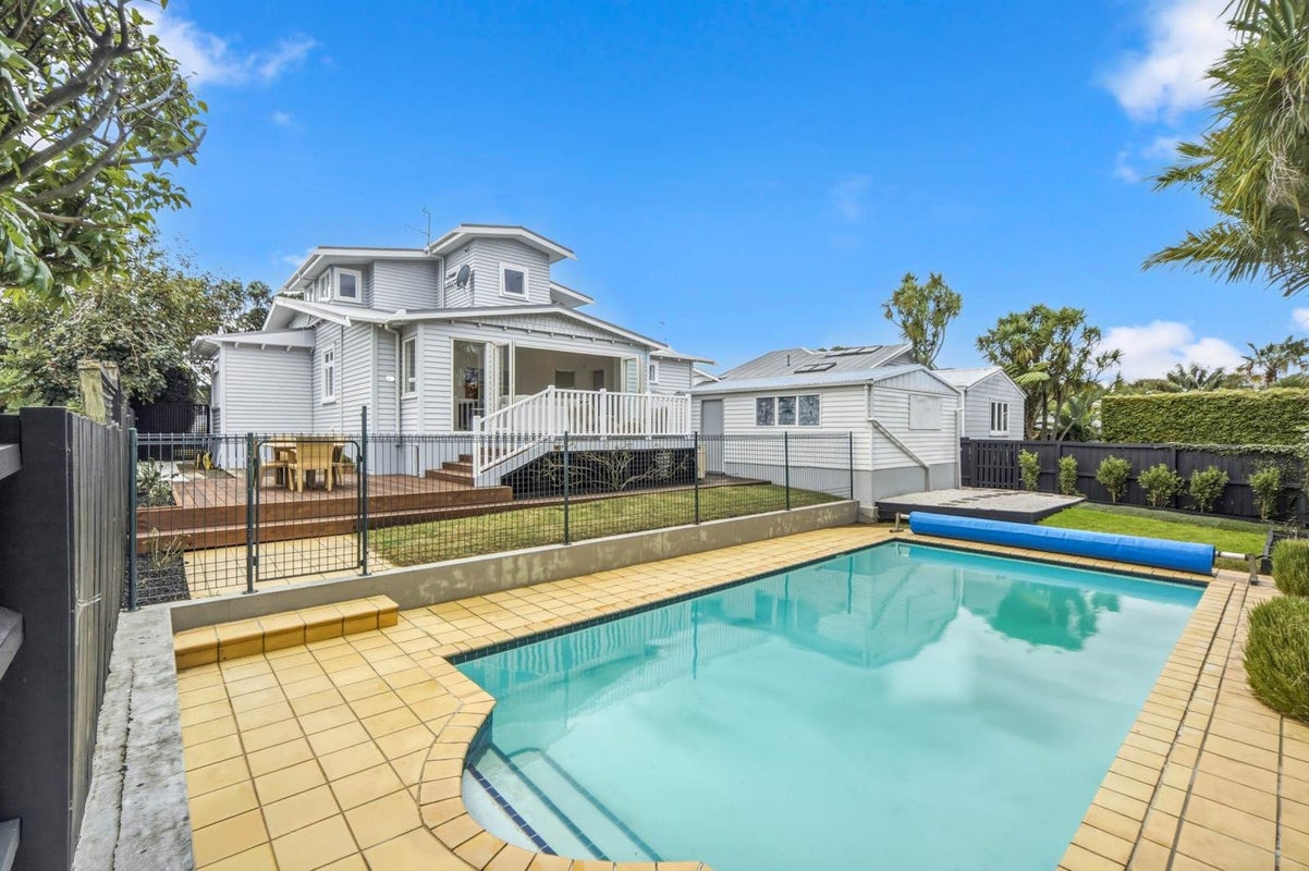 1 Glenalmond Road, Mount Eden, Auckland - Carousel 2