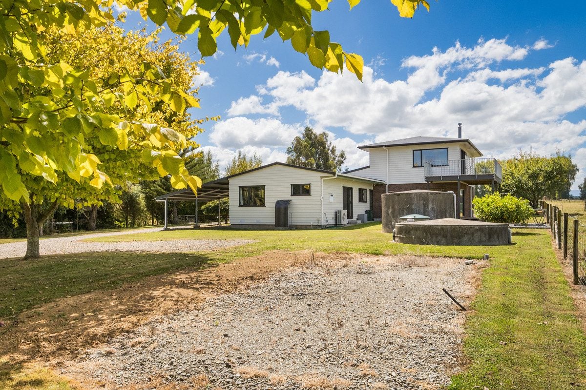 17 Coulters Line, Kiwitea, Feilding - Carousel 27