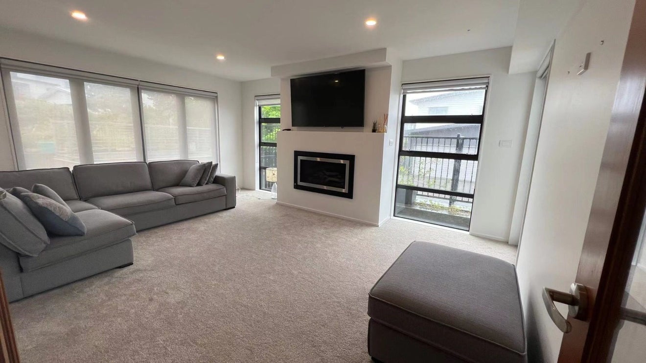 6 Remuremu Street, Long Bay, Auckland - Carousel 2