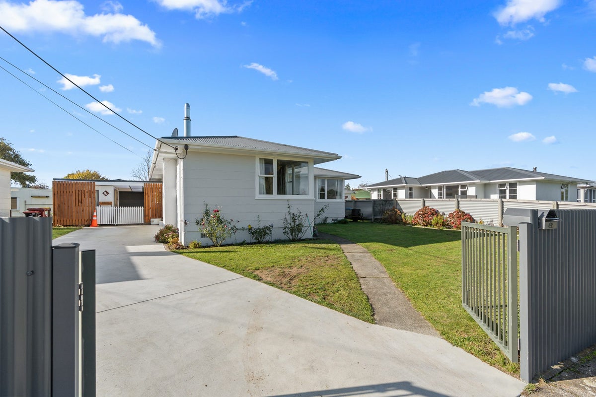 42 Rugby Street, Kuripuni, Masterton - Carousel 1