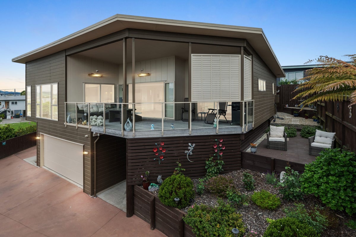 10A Tudor Place, Koutu, Rotorua - Carousel 2