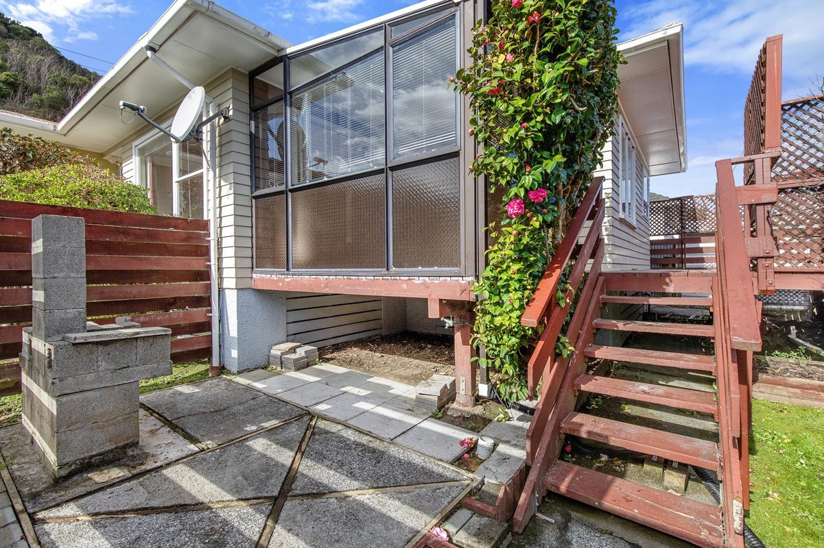 34 Petrie Street, Wainuiomata, Lower Hutt - Carousel 21
