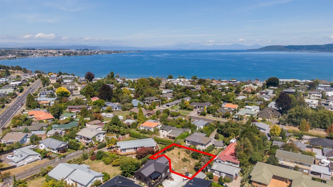 37C Mere Road, Taupo, Taupo - Carousel 1