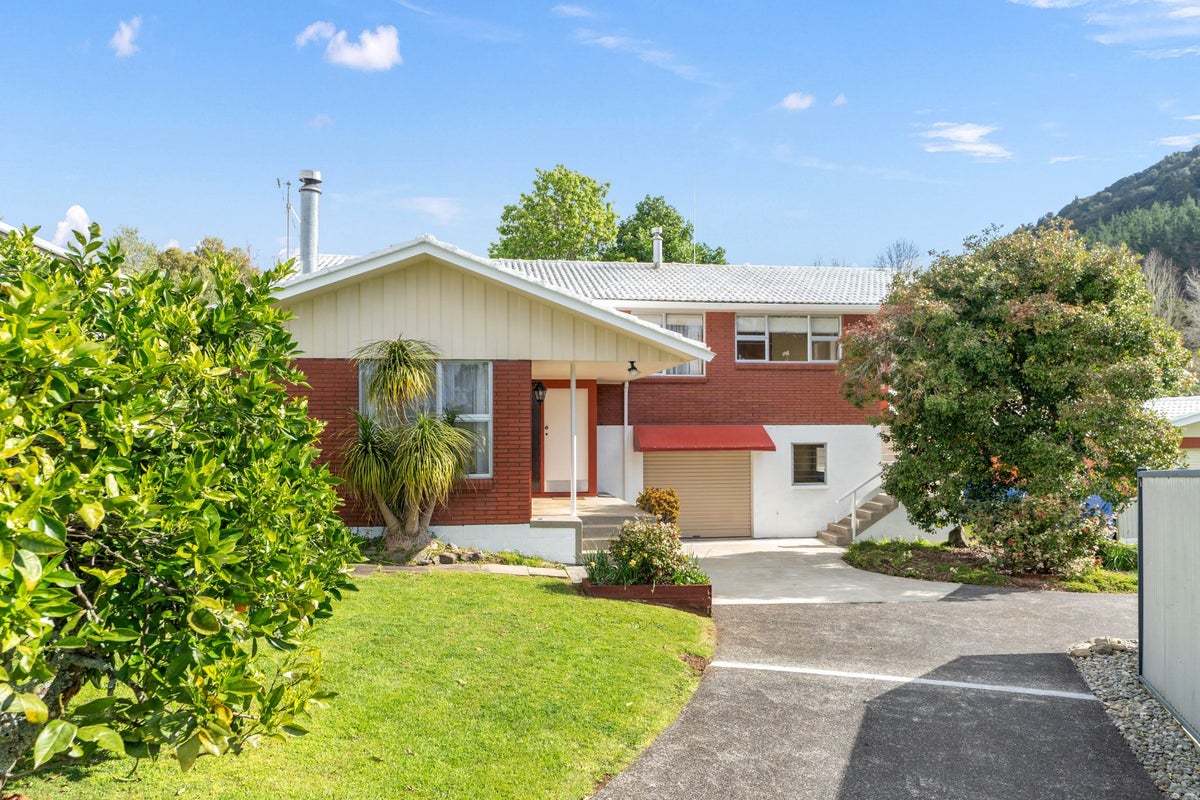 59 Crawford Crescent, Kamo, Whangarei - Carousel 1