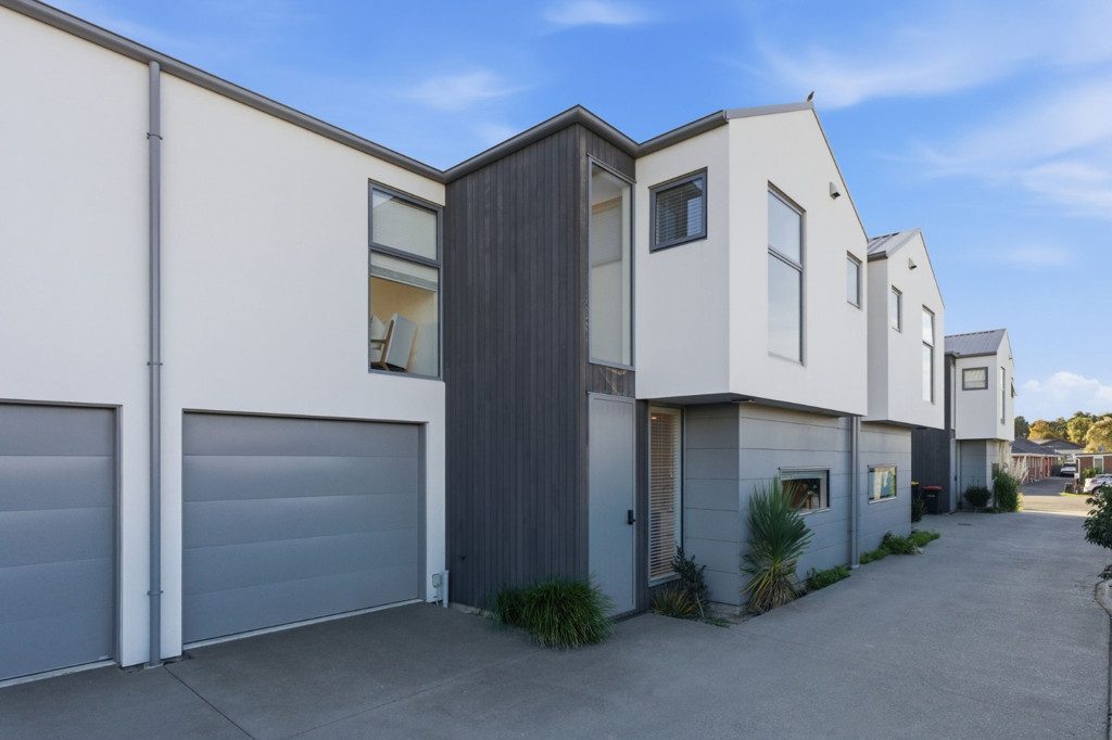3/43 Maxwell Street, Riccarton, Christchurch - Carousel 1