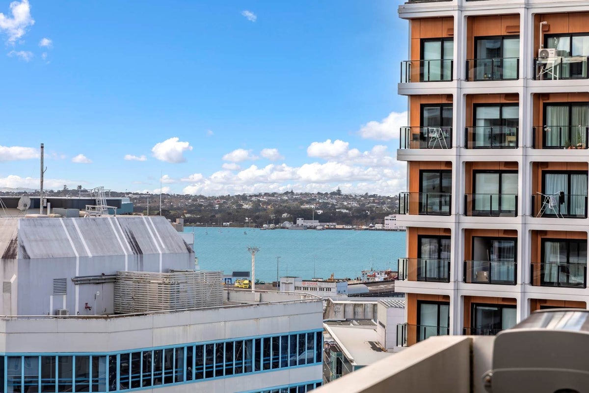 11C/32 Eden Crescent, Auckland Central, Auckland - Carousel 2