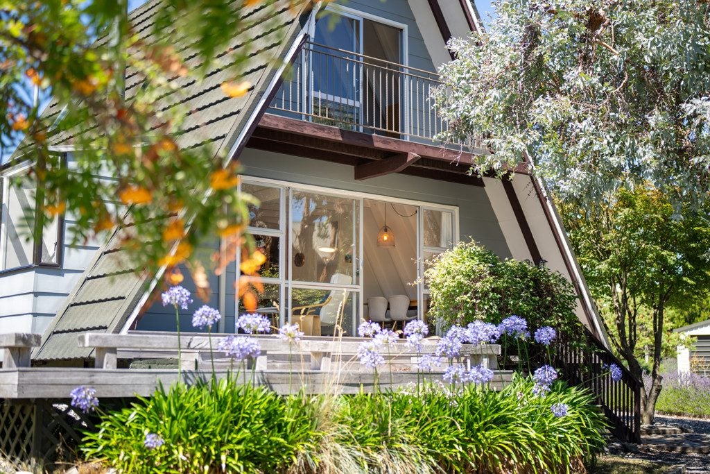 17 Hunter Crescent, Wanaka - Carousel 1