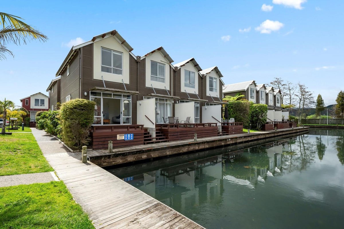 53/1420 Hamurana Road, Mourea, Rotorua - Carousel 2