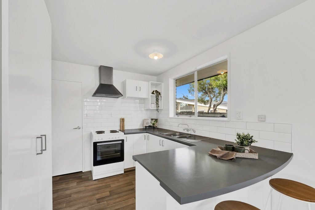 2/166 Rocking Horse Road, Southshore, Christchurch City, Canterbury - Carousel 2